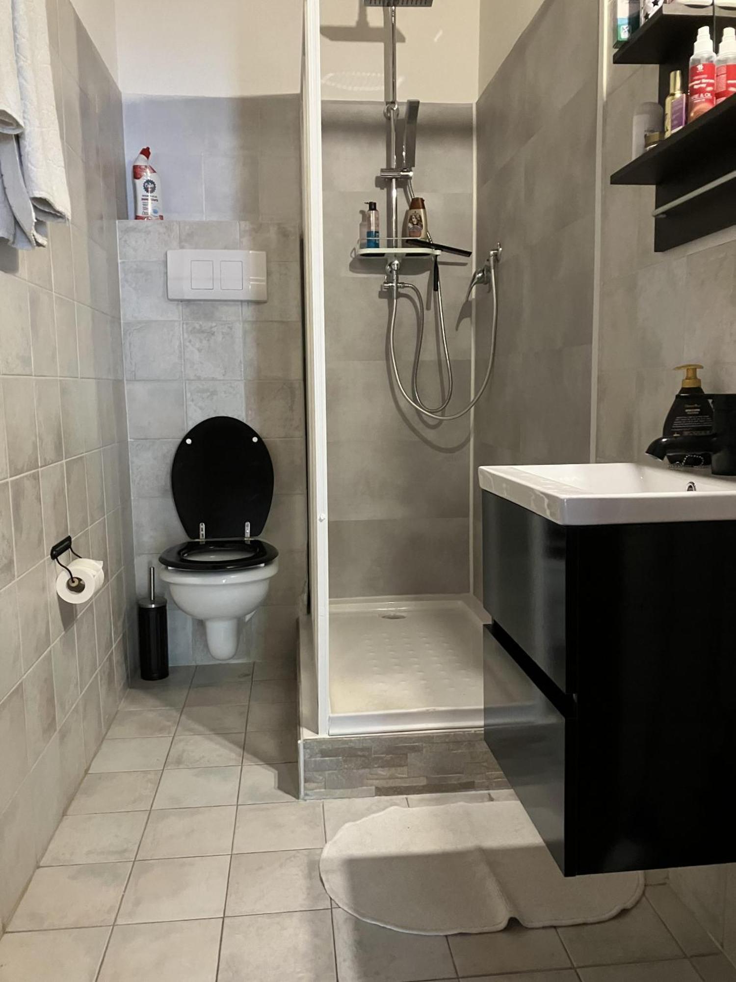 Lo Scricciolo Apartment *