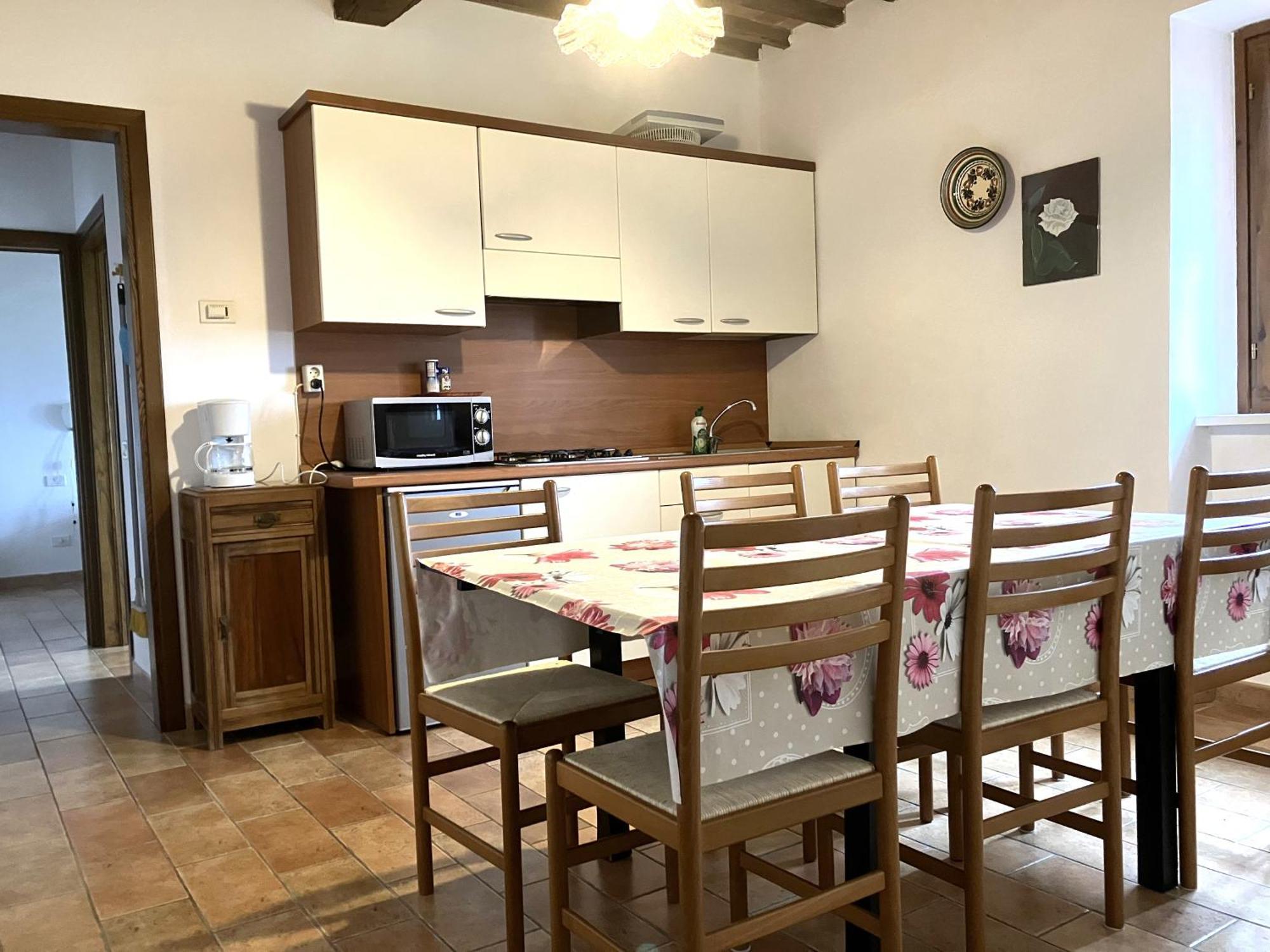Lo Scricciolo Apartment *