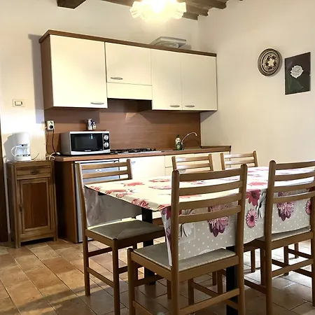 Lo Scricciolo Apartment Montecastelli Pisano Exterior photo